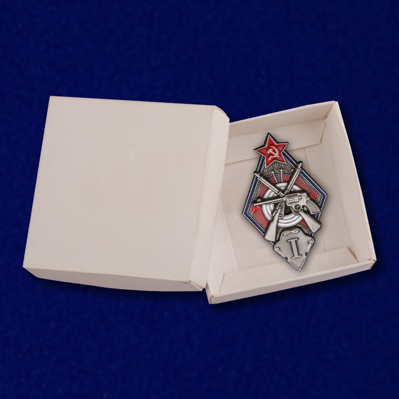 Знак "За стрельбу из винтовки и револьвера на обязательных стрелковых соревнованиях РККА" 1 степени 