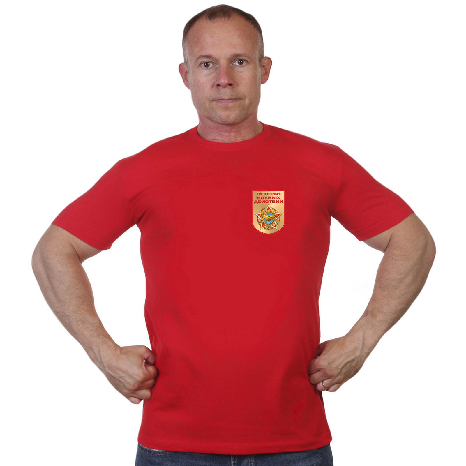 Красная футболка с термотрансфером "Ветеран боевых действий" 