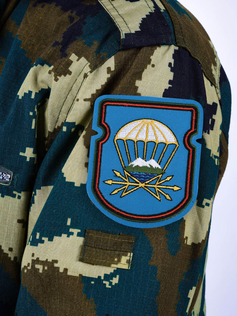 Нашивка-эмблема "743 отдельный батальон связи 7 ДШД" 