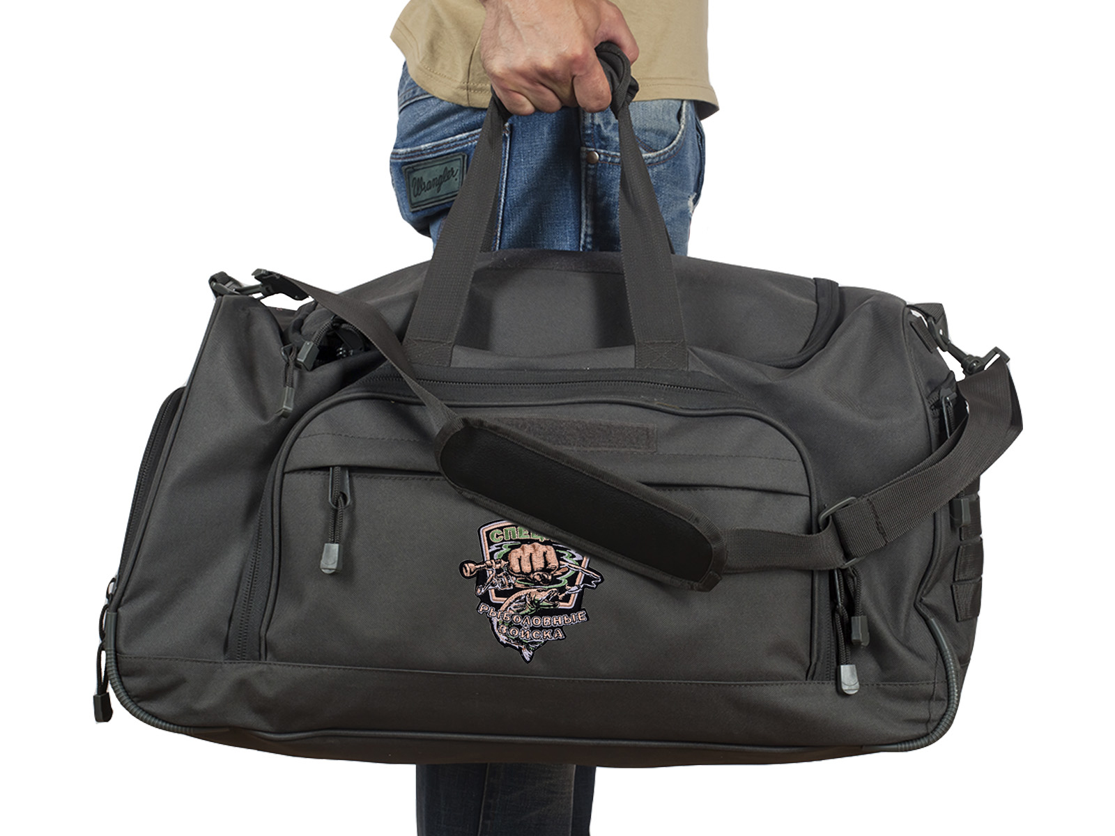 Черная дорожная сумка с тематической нашивкой для рыбаков (35 л) 