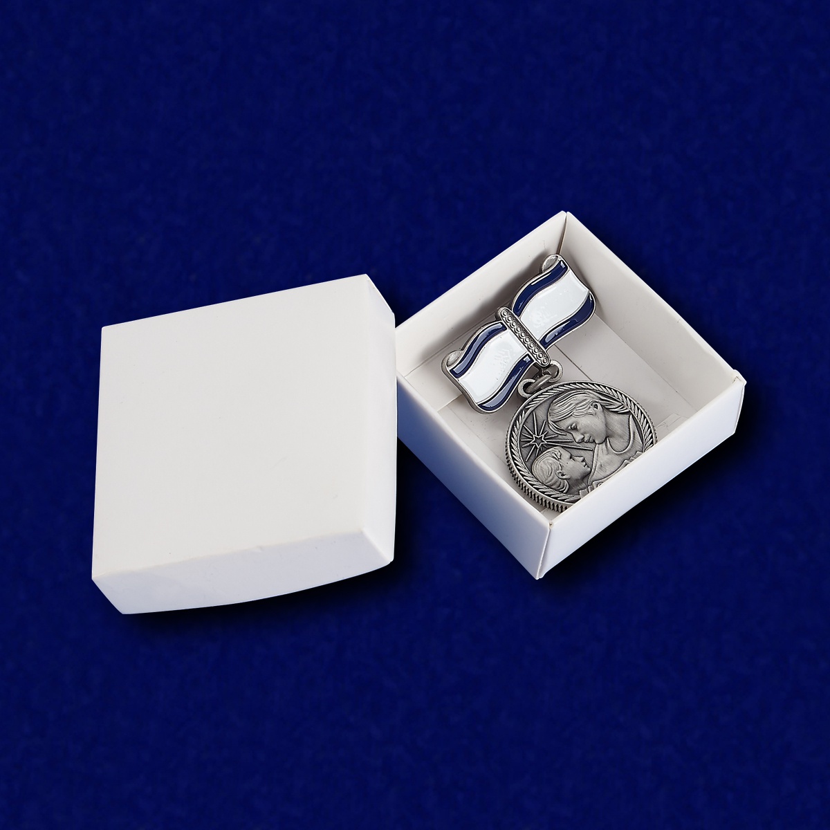 Медаль Материнства СССР 1 степени Копия