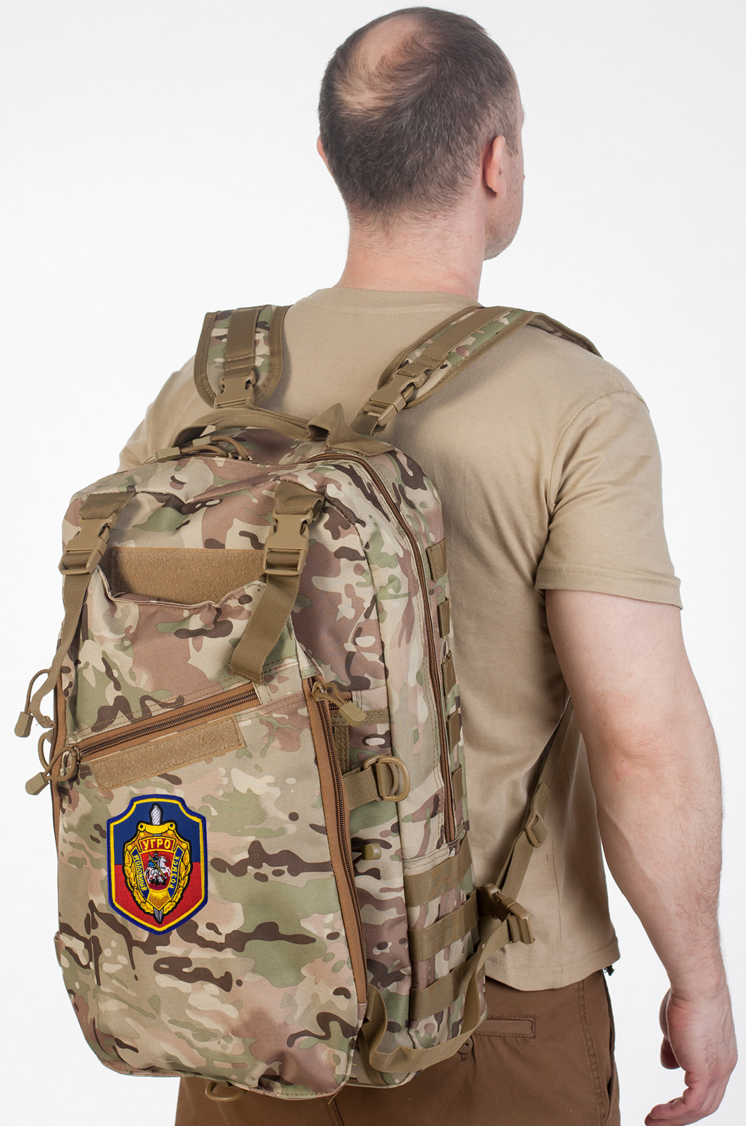 Вместительный тактический рюкзак с нашивкой УГРО 