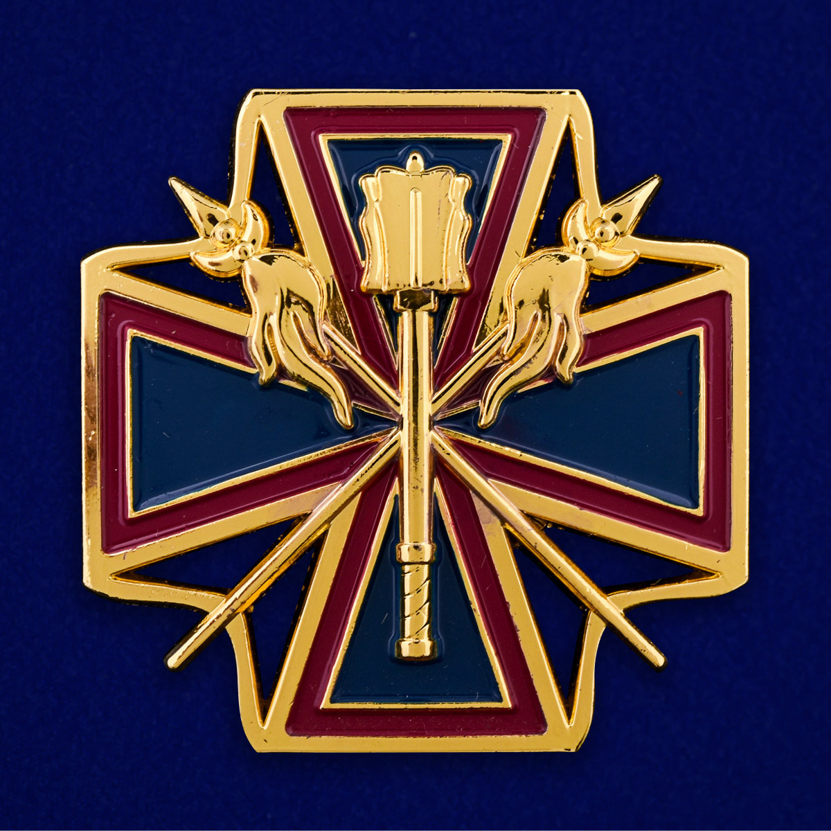 Наградной крест "За заслуги перед Кубанским казачеством" в футляре из флока с пластиковой крышкой 